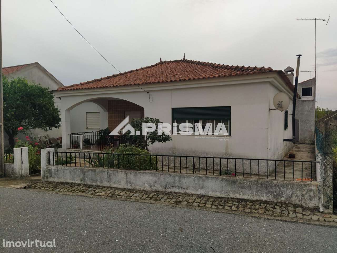 Moradia T4 e Terreno para construção em Termas de Monfortinho - Grande imagem: 2/47