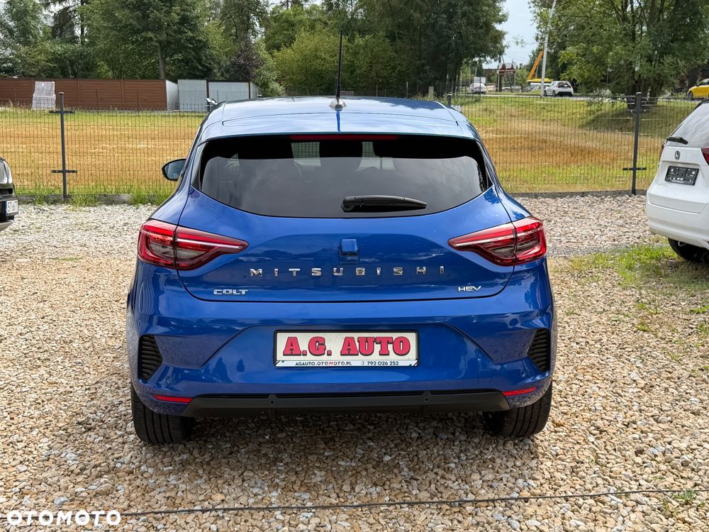 Mitsubishi Colt - 10