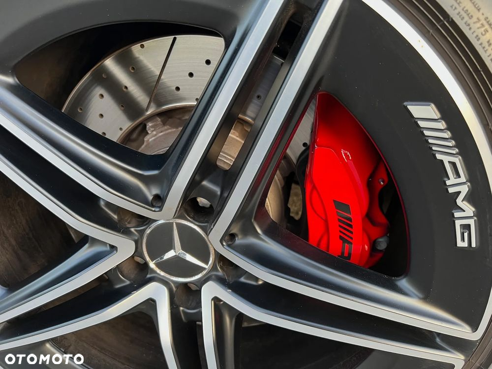 Mercedes-Benz Klasa E AMG 63 S 4-Matic+ - 13