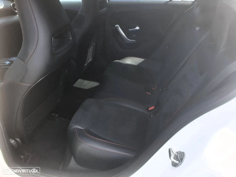 Mercedes-Benz A 180 d AMG Line Aut. - 41