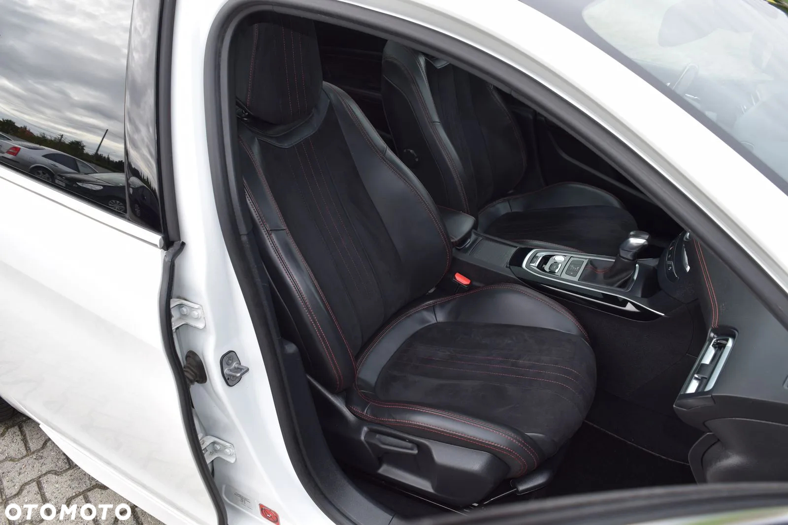 Peugeot 308 SW BlueHDi 180 EAT6 GT - 23