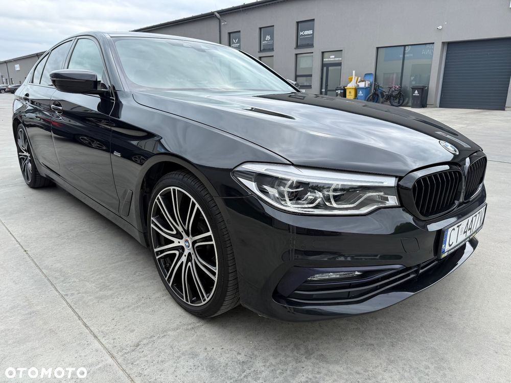 BMW Seria 5 520d Luxury Line sport - 10