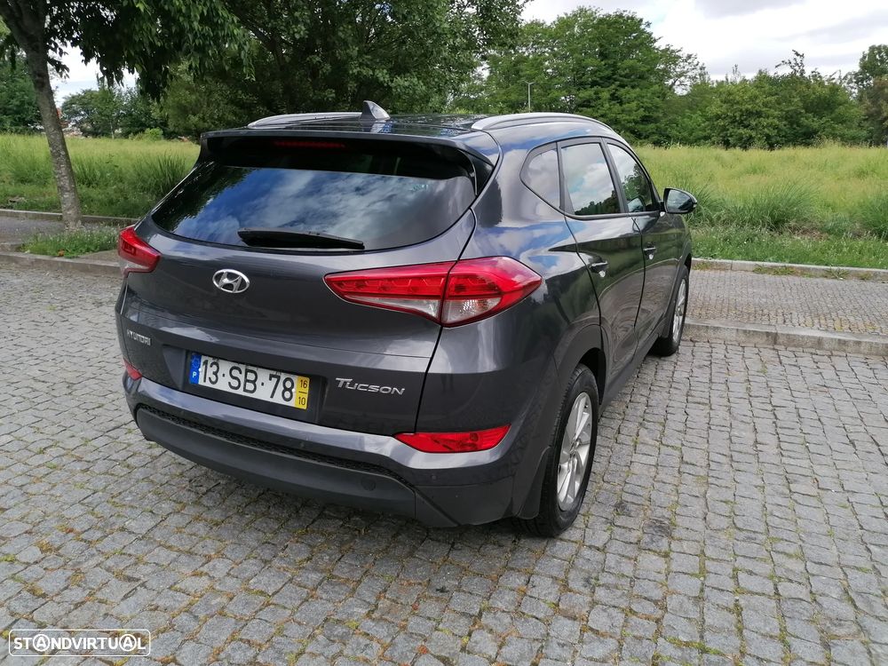 Hyundai Tucson 1.7 CRDi Executive - 13