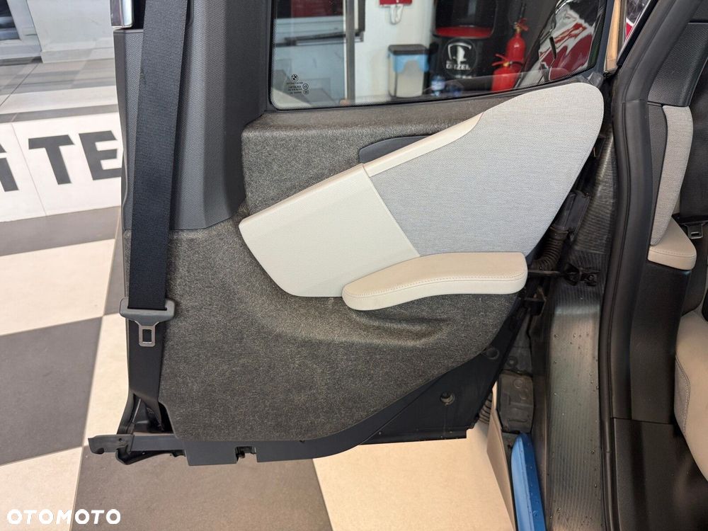 BMW i3 - 12