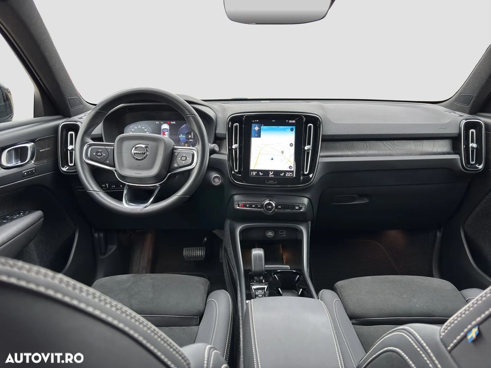 Volvo XC 40 T4 Recharge DKG Ultimate Dark - 6