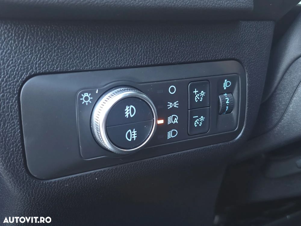 Ford Kuga 2.5 Duratec FHEV FWD Titanium - 7