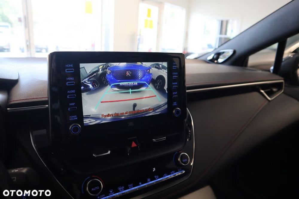 Toyota Corolla 2.0 Lounge - 25