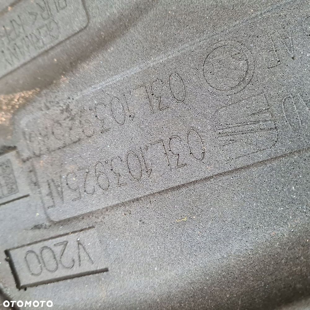 vw golf vi 2.0 tdi cbd osłona silnika pokrywa - 2