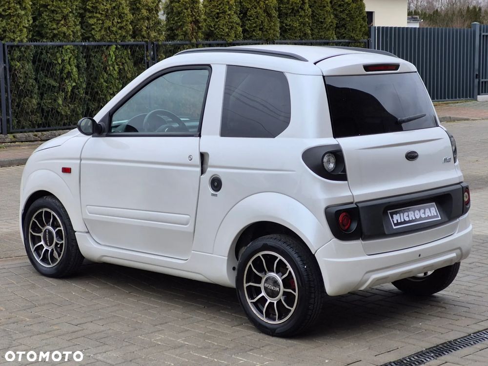 Microcar M.GO - 15