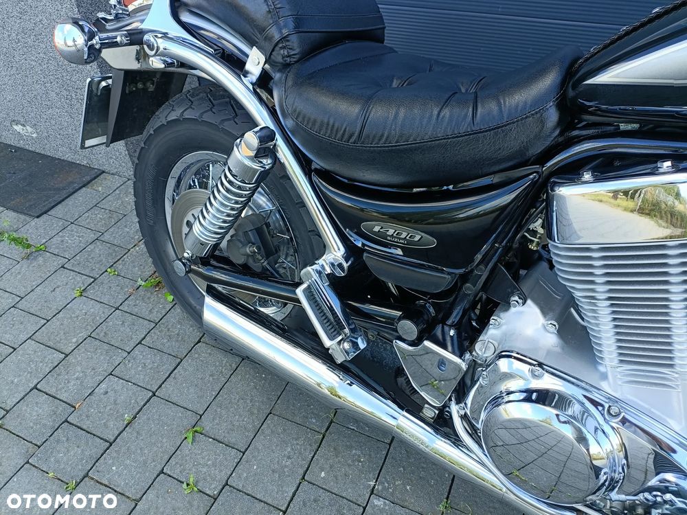 Suzuki Intruder - 6