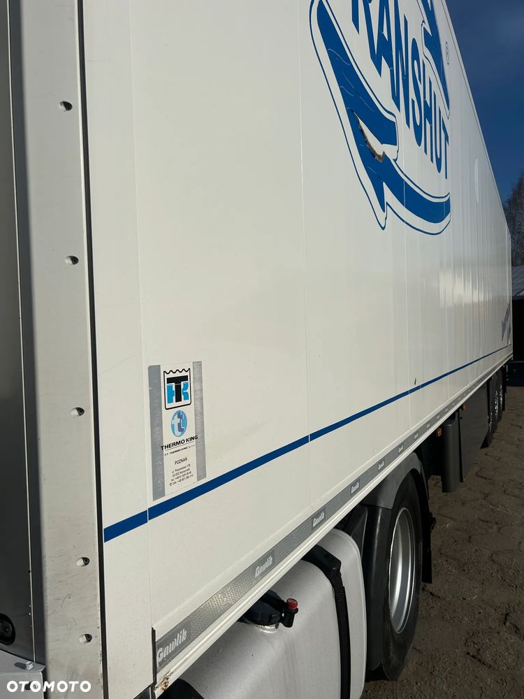 Schmitz Cargobull THERMO KING SLX300 HAKÓWKA / 7 CM GRUBA ŚCIANA / KOSZ PALETOWY / 4 ZAMKI / DIESEL + ELEKTRYK / 2012 ROK !! - 13