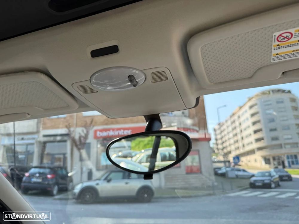 Smart ForTwo Coupé 1.0 mhd Pure 71 - 32