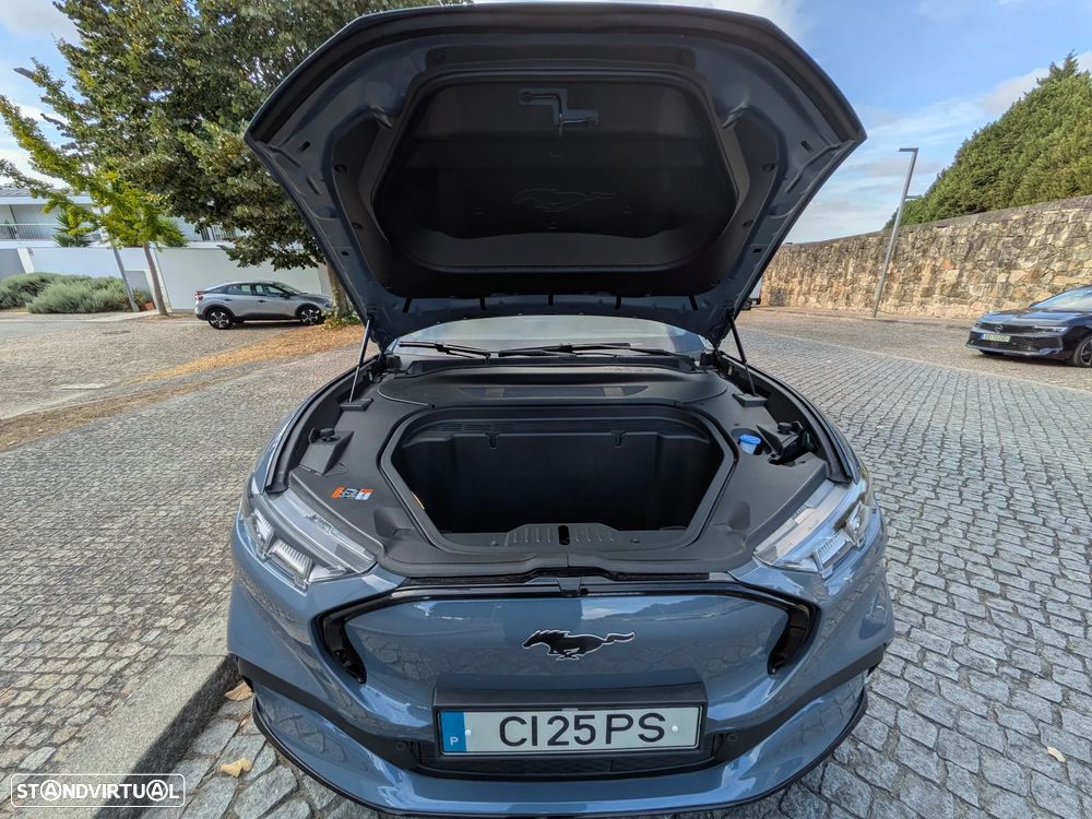 Ford Mustang Mach-E AWD PREMIUM - 11
