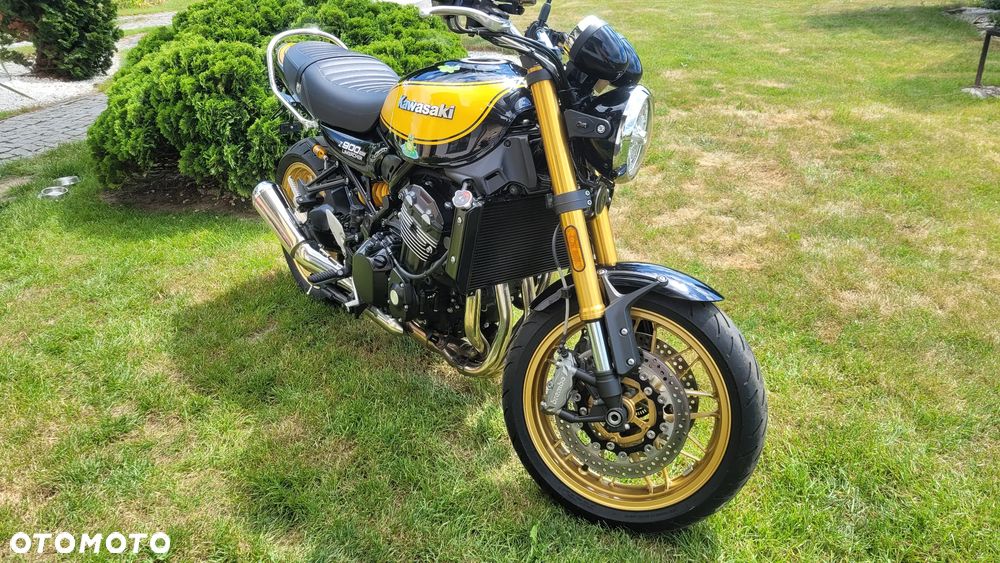Kawasaki Z 900 RS - 4