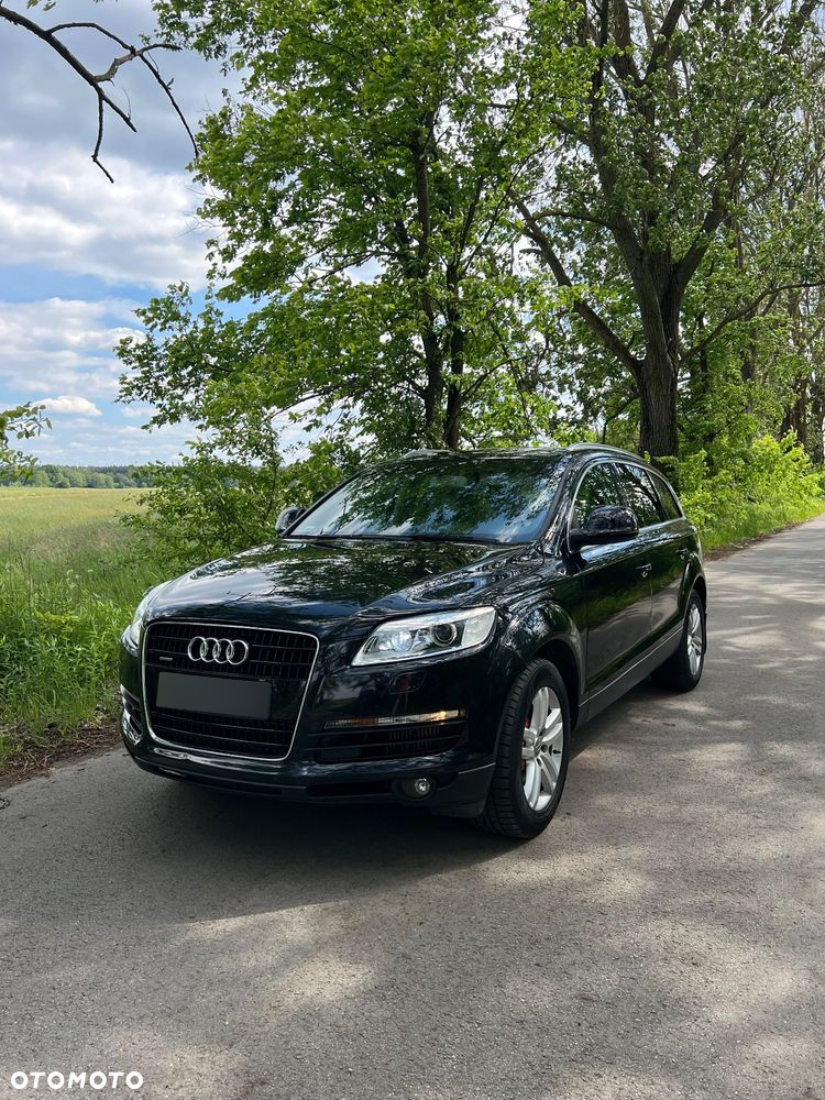 Audi Q7 - 16
