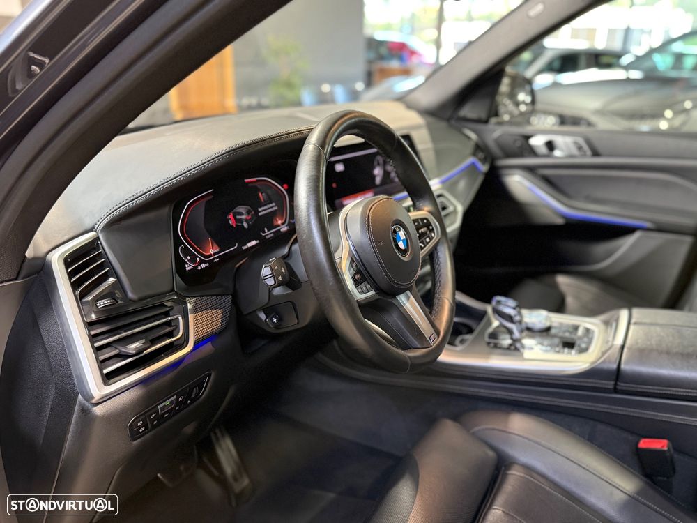 BMW X5 30 d xDrive Pack M - 23
