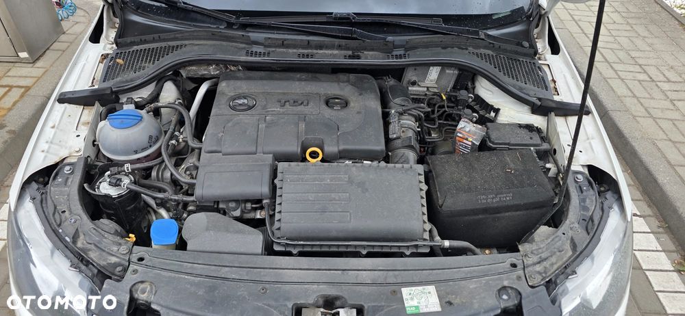 Skoda RAPID 1.4 TDI DPF Active - 9
