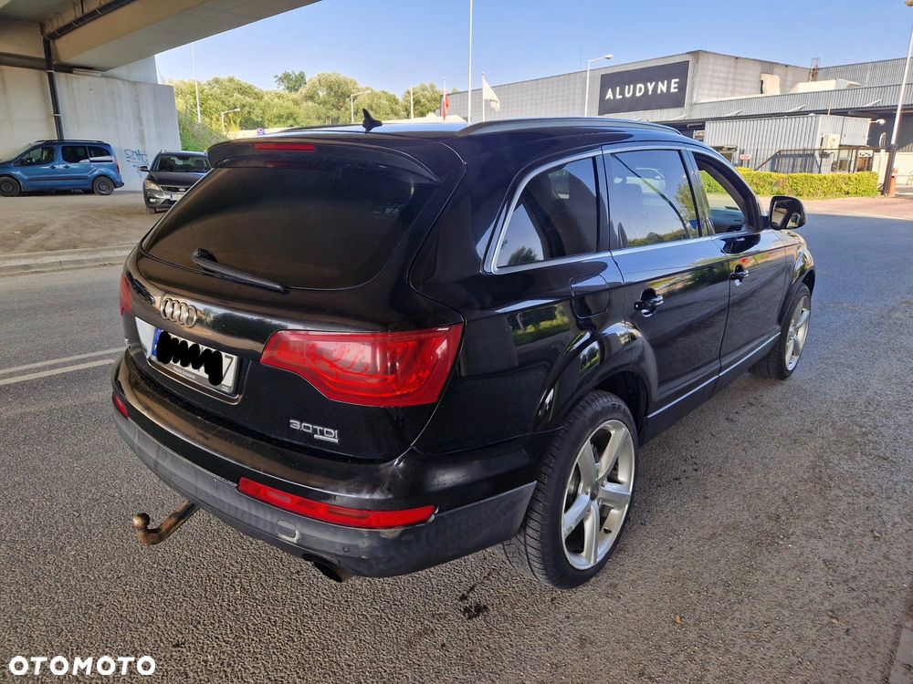 Audi Q7 - 3