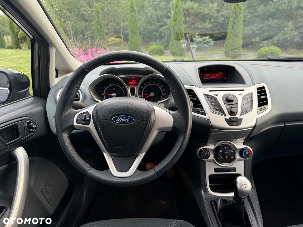 Ford Fiesta 1.4 Titanium - 17