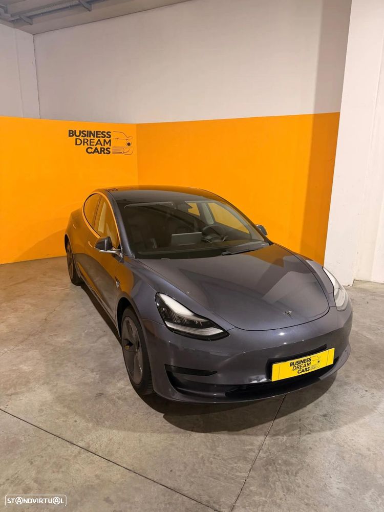 Tesla Model 3 Standard Range Plus RWD - 3