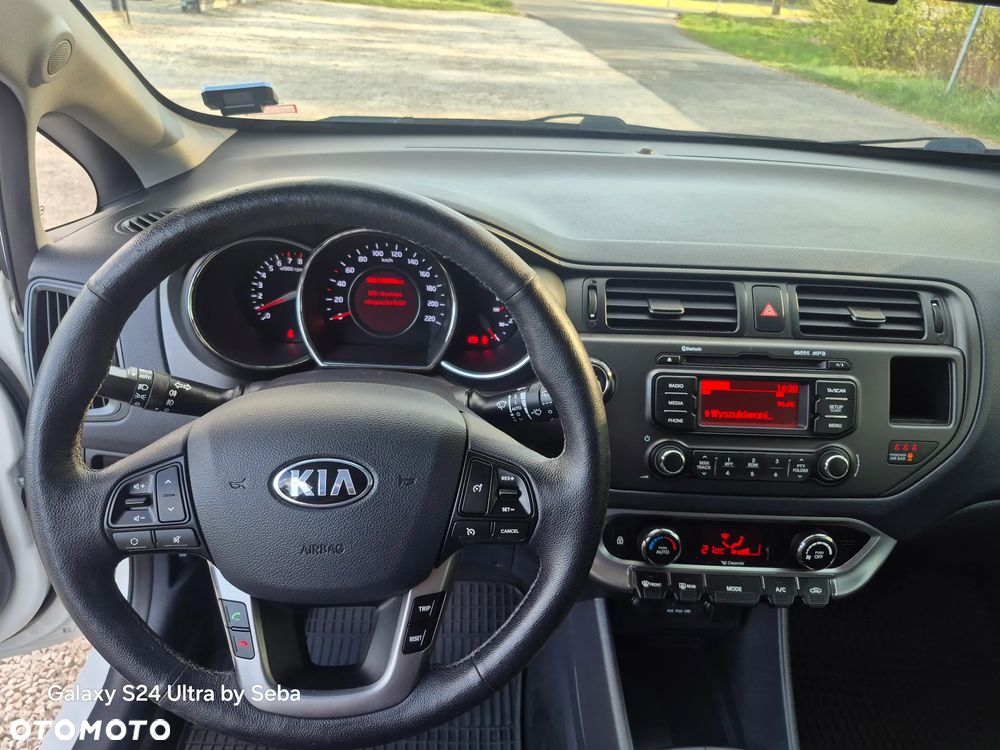 Kia Rio 1.2 Business Line - 16