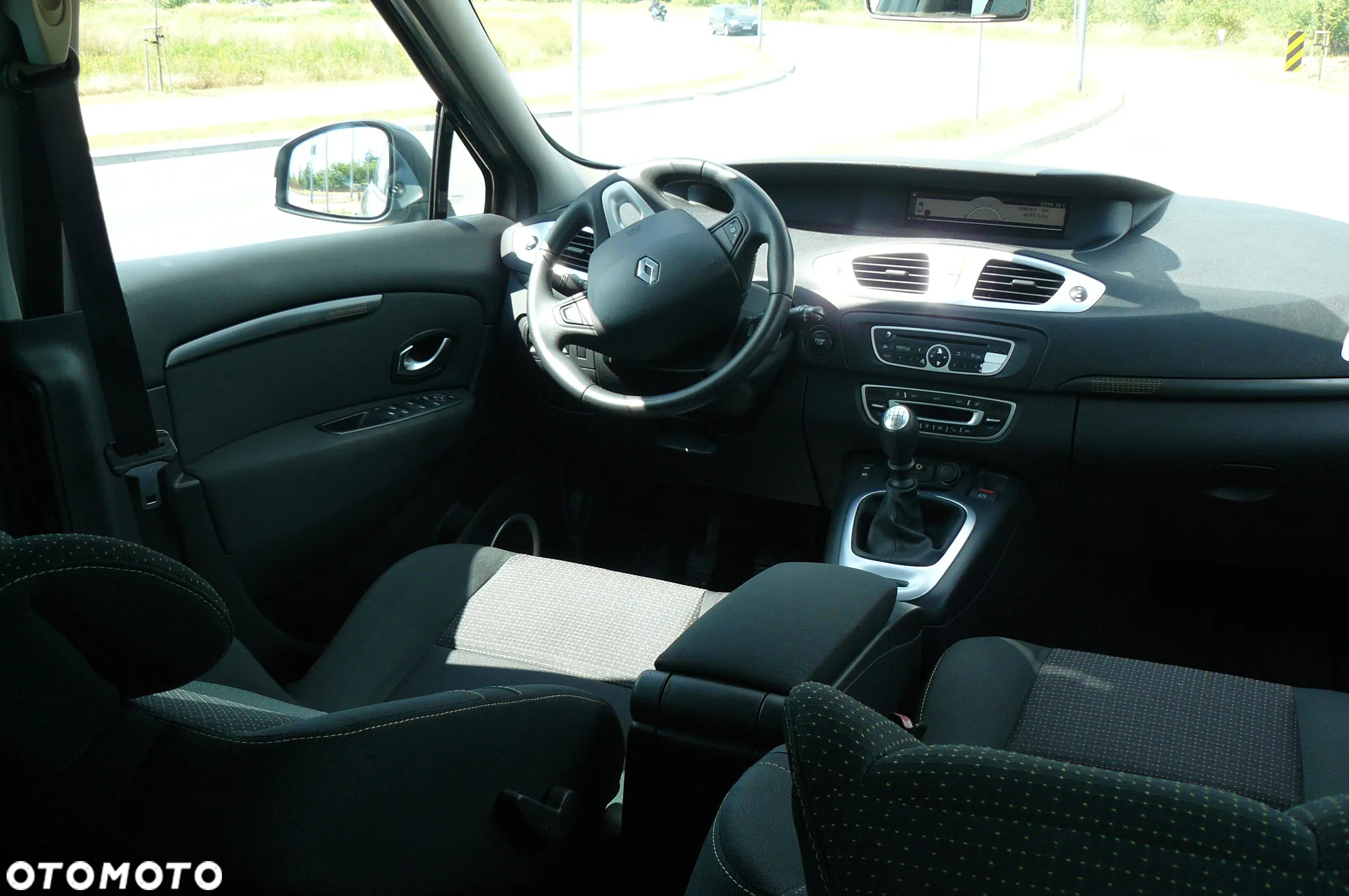 Renault Scenic - 19