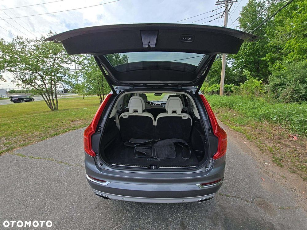 Volvo XC 90 - 19