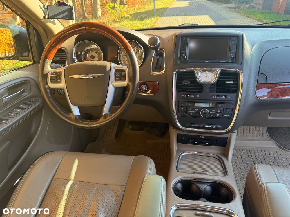 Chrysler Town & Country 3.6 Touring - 9