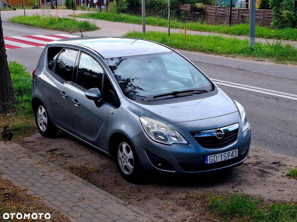 Opel Meriva 1.4 T Essentia - 1