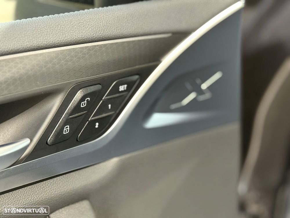 BMW iX3 M Sport Impressive - 23