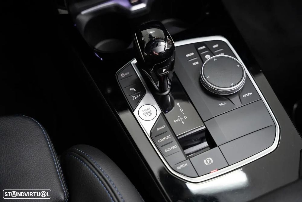 BMW 116 d Pack Desportivo M Auto - 19
