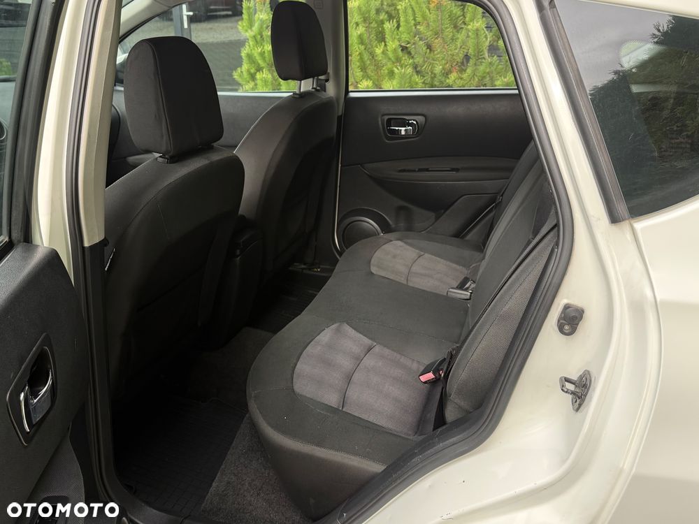 Nissan Qashqai - 12