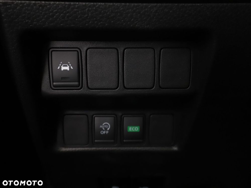 Nissan Qashqai - 32