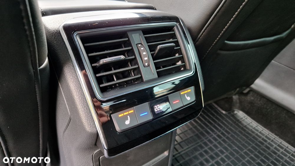 Skoda Superb 2.0 TSI 4x4 L&K DSG - 29