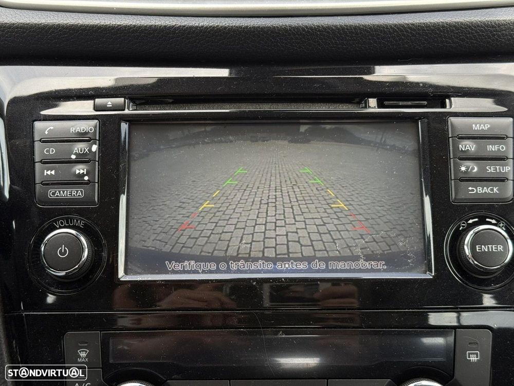Nissan Qashqai 1.5 dCi N-Connecta - 11