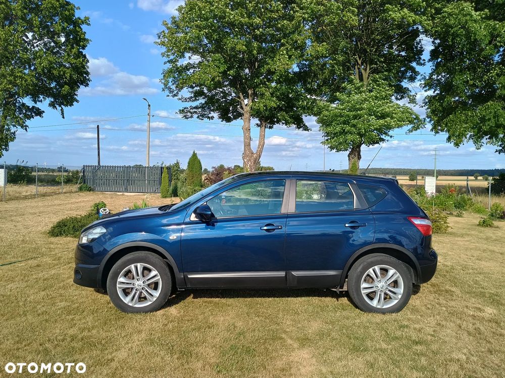 Nissan Qashqai - 1