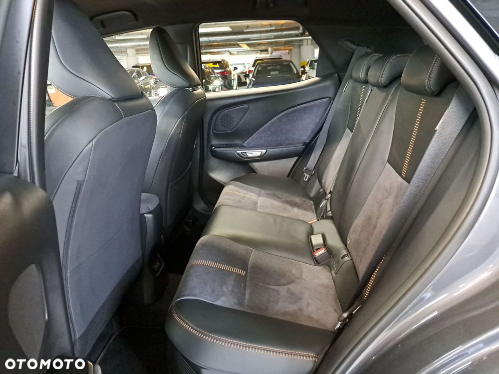 Lexus LBX 1.5 Hybrid Cool - 13
