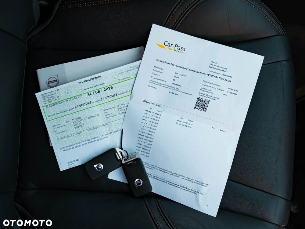 Volvo XC 60 D4 Momentum - 24