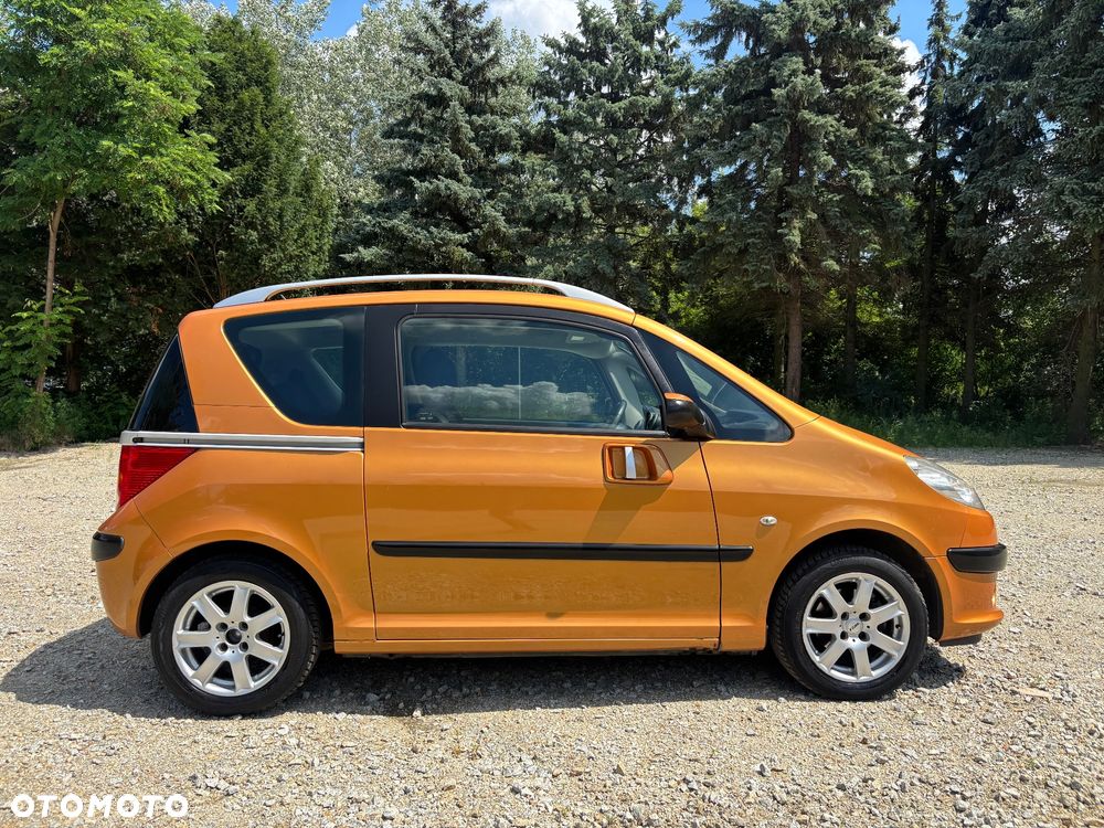Peugeot 1007 1.4 Trendy - 5