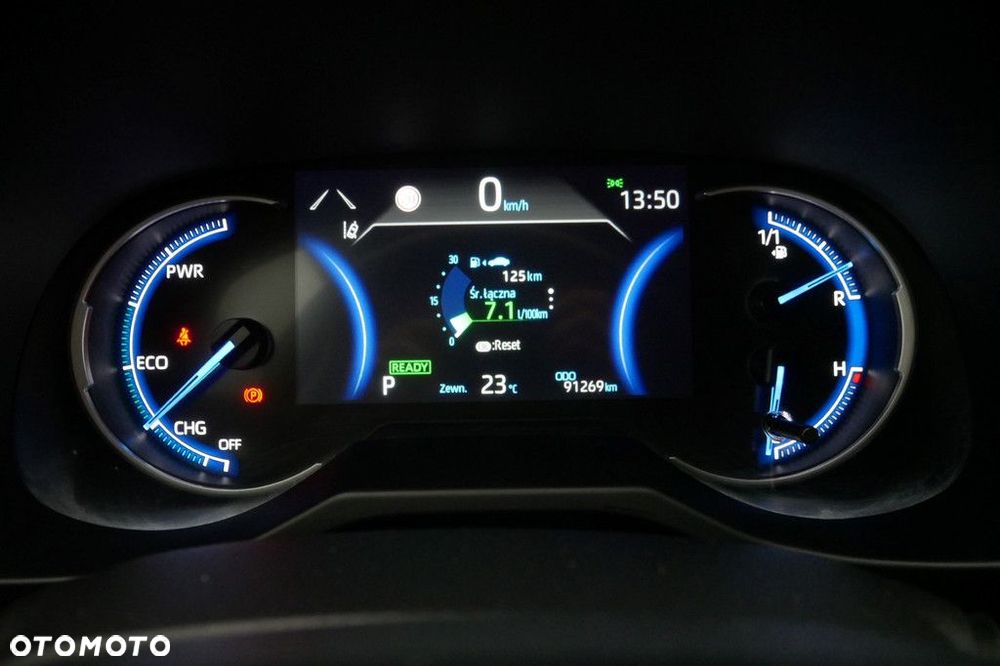 Toyota RAV4 - 9