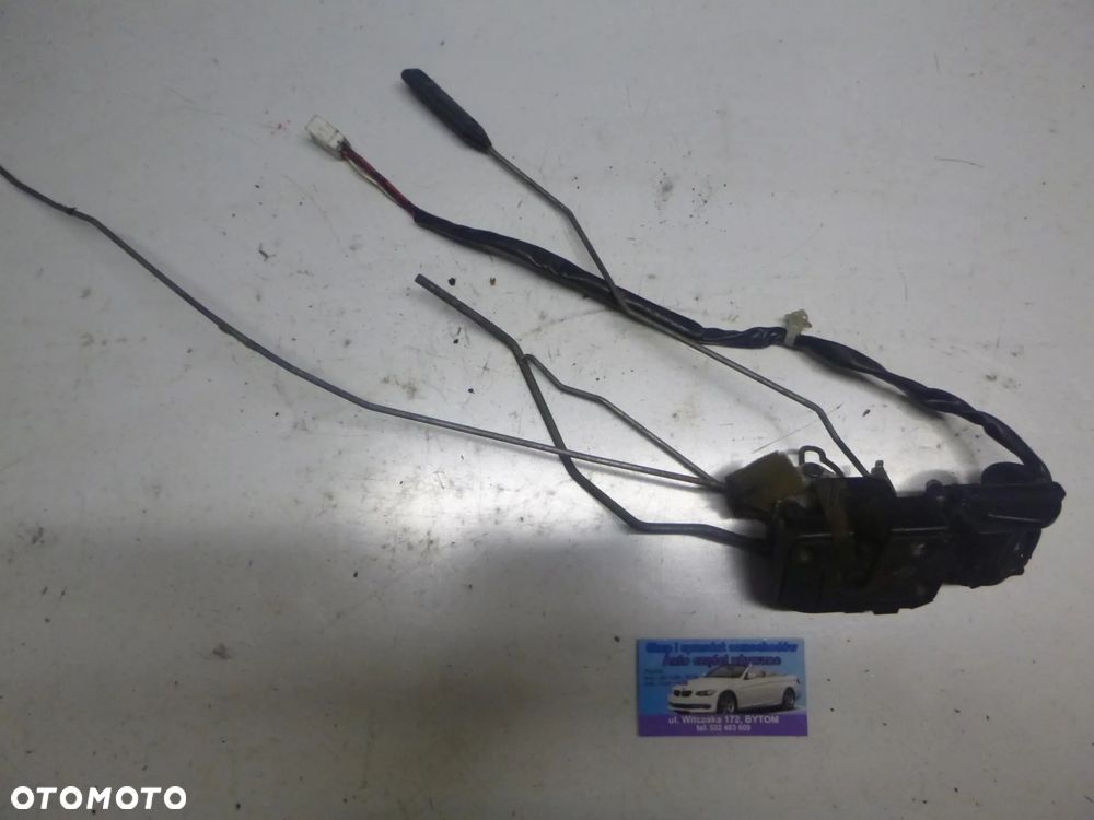 ZAMEK DRZWI LEWY PRZÓD MAZDA 323 F 1999r  5PIN  BJ3D - 1