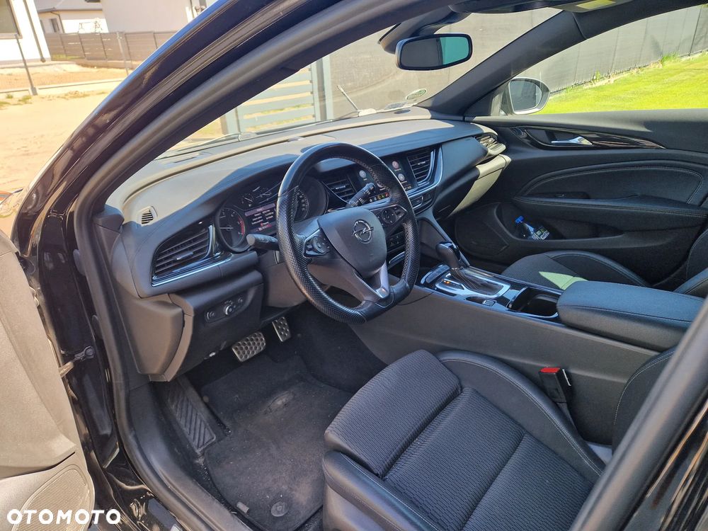 Opel Insignia - 8