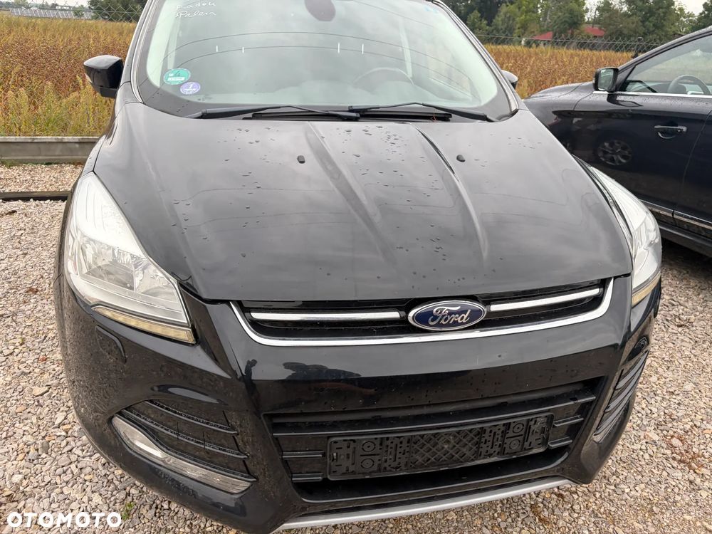 Ford Kuga 1.5 EcoBoost 2x4 Titanium - 2