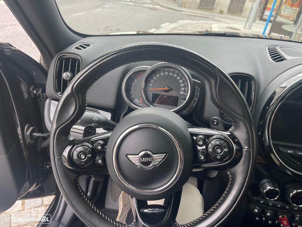 MINI Countryman Cooper SD Auto - 22