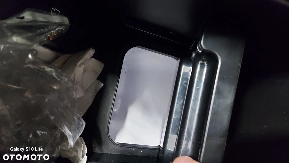 Mercedes-Benz Klasa V 300 d 4-Matic Exclusive 9G-Tronic (d³ugi) - 32