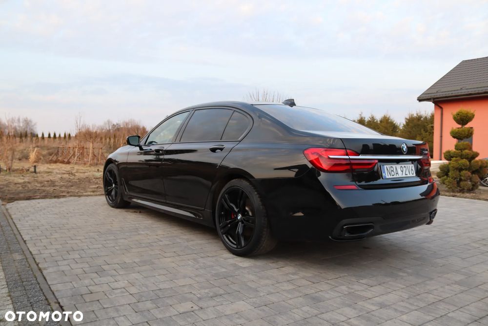BMW Seria 7 740i - 10