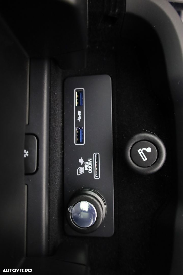 Land Rover Range Rover Sport - 36