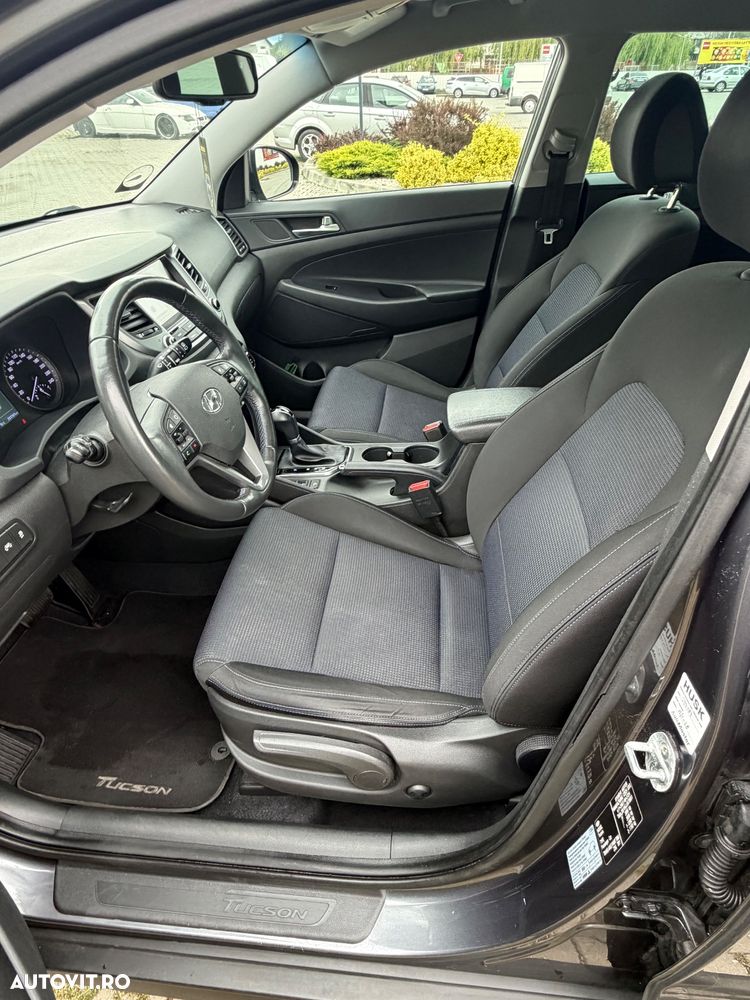 Hyundai Tucson blue 1.7 CRDi 2WD DCT Premium - 13