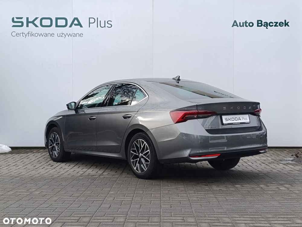 Skoda Octavia 2.0 TDI Selection DSG - 6