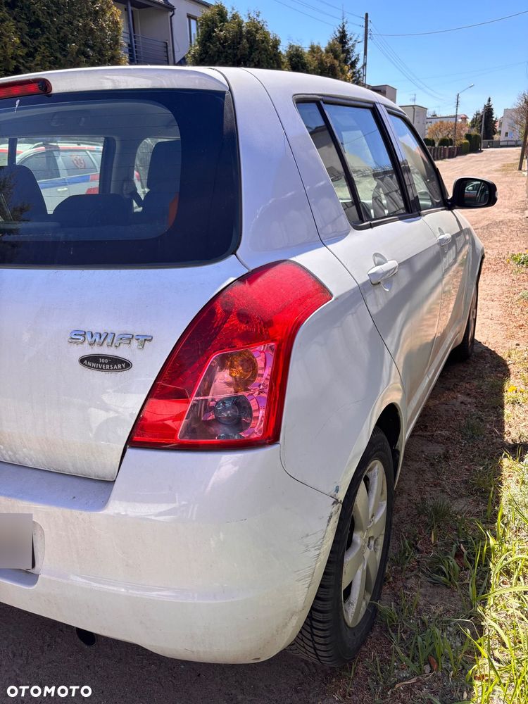 Suzuki Swift - 5